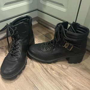 GBG Guess Black Women's Combat style low boot. Size 8.5